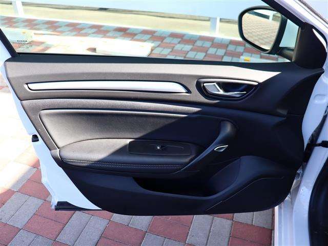 ルノー メガーヌスポーツツアラー インテンス R4年 (関東) 99