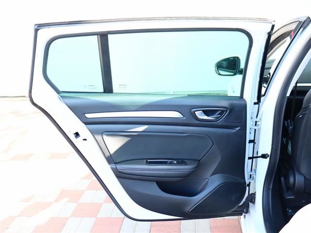 ルノー メガーヌスポーツツアラー インテンス R4年 (関東) 99