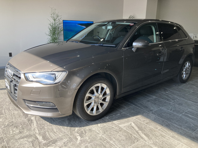 アウディ Ａ３　スポーツバック １．４　ＴＦＳＩ H26年 (関東) 99