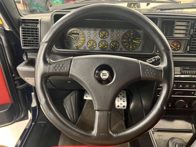 ランチア デルタ ＨＦインテグラーレ H5年 (関東) 99