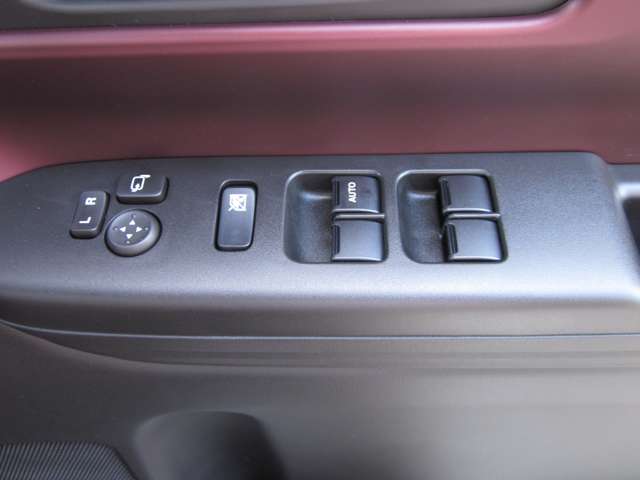 スズキ スペーシア　ギア ６６０ カスタム ハイブリッド ＸＳターボ R7年 (関東) 99