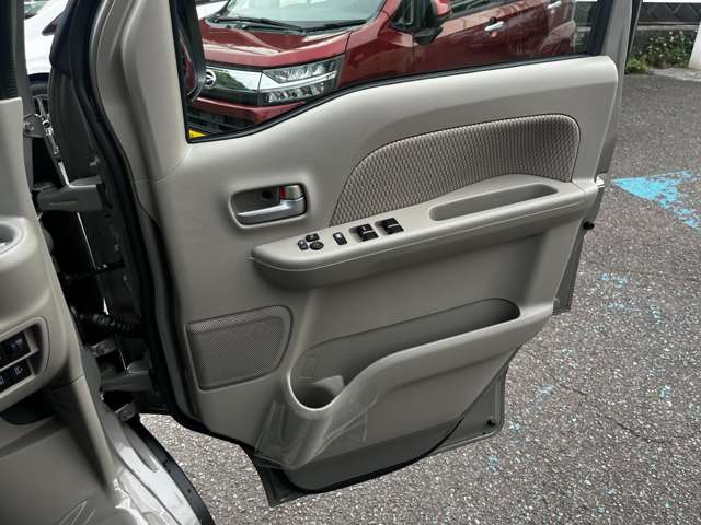 スズキ エブリイワゴン ６６０ ＰＺターボスペシャル ハイルーフ ４ＷＤ R7年 (関東) 99