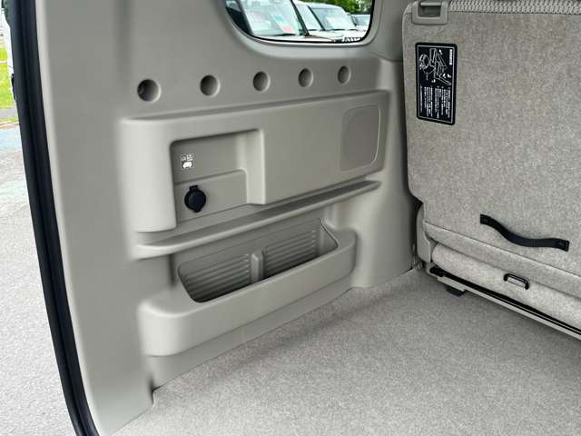 スズキ エブリイワゴン ６６０ ＰＺターボスペシャル ハイルーフ ４ＷＤ R7年 (関東) 99