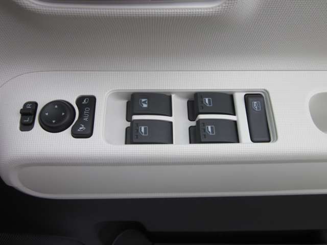 ダイハツ ムーヴ　キャンバス ６６０ ストライプス Ｇターボ R7年 (関東) 99