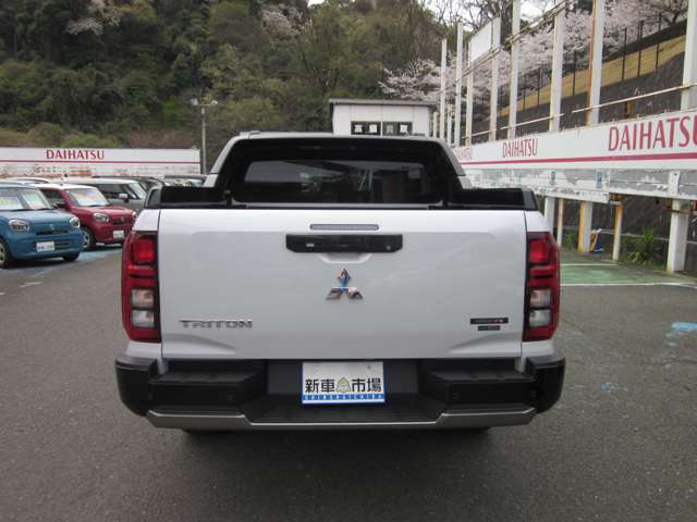 三菱 トライトン ２．４ ＧＳＲ ディーゼルターボ ４ＷＤ R6年 (関東) 99