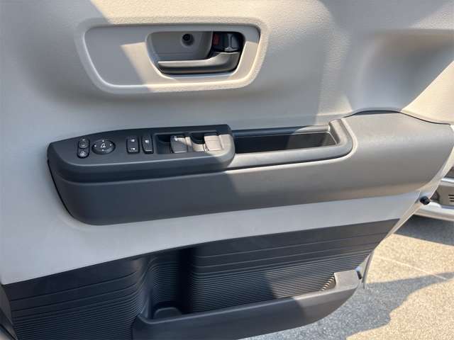 ホンダ Ｎ　ＢＯＸ ６６０ R7年 (近畿) 99