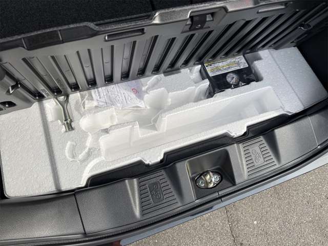 スズキ スペーシア ６６０ ハイブリッド Ｘ R6年 (近畿) 99