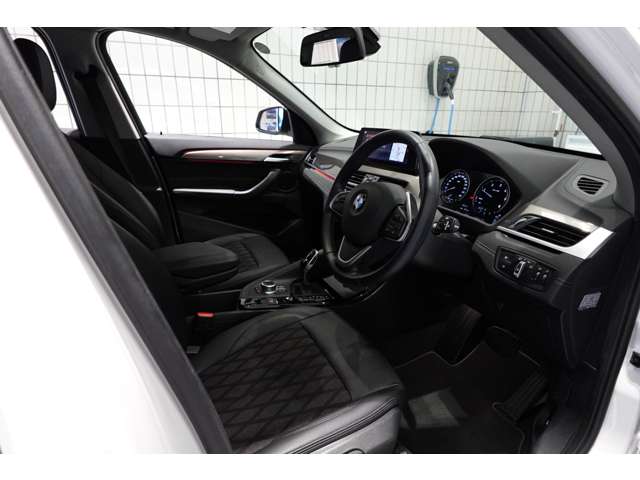 ＢＭＷ Ｘ１ Ｘドライブ １８Ｄ Ｘライン ４ＷＤ R3年 (近畿) 99