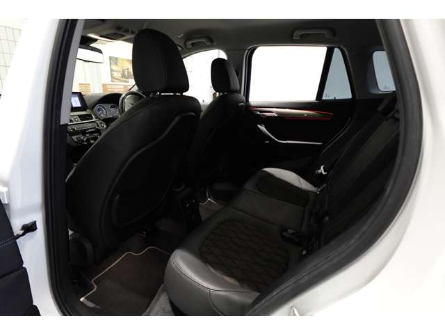 ＢＭＷ Ｘ１ Ｘドライブ １８Ｄ Ｘライン ４ＷＤ R3年 (近畿) 99