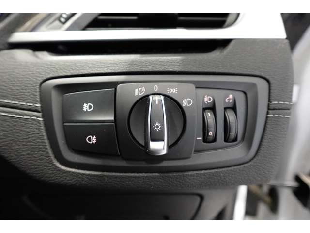 ＢＭＷ Ｘ１ Ｘドライブ １８Ｄ Ｘライン ４ＷＤ R3年 (近畿) 99
