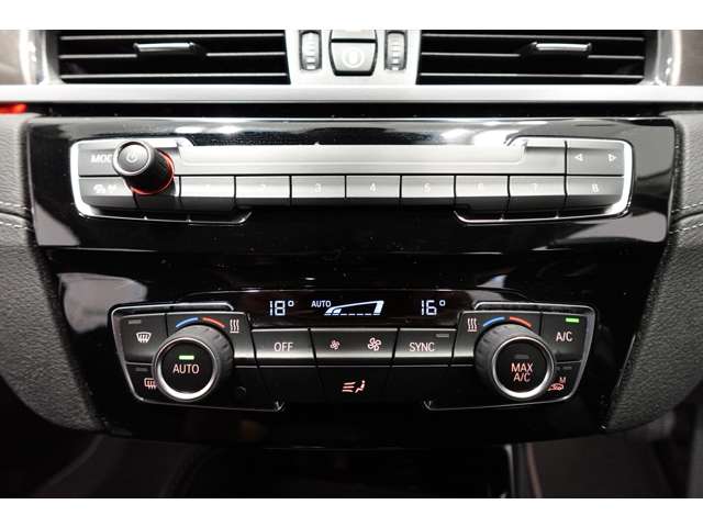 ＢＭＷ Ｘ１ Ｘドライブ １８Ｄ Ｘライン ４ＷＤ R3年 (近畿) 99