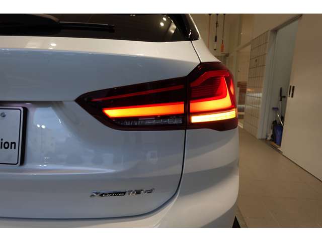 ＢＭＷ Ｘ１ Ｘドライブ １８Ｄ Ｘライン ４ＷＤ R3年 (近畿) 99