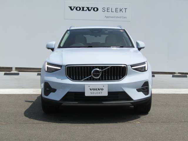 ボルボ ＸＣ４０ ウルトラ Ｂ４ ＡＷＤ ４ＷＤ R6年 (四国) 99