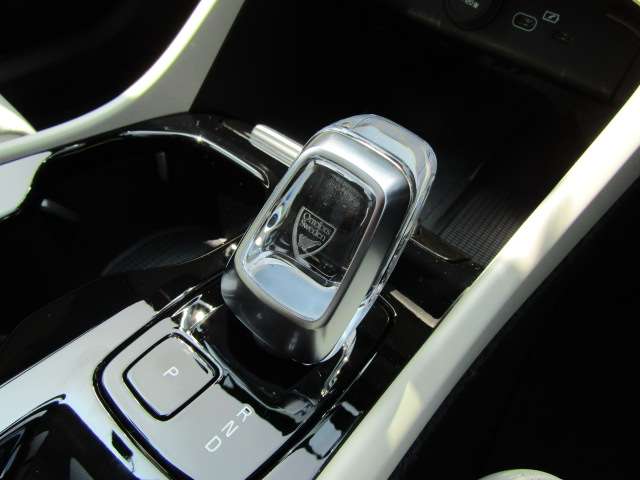 ボルボ ＸＣ４０ ウルトラ Ｂ４ ＡＷＤ ４ＷＤ R6年 (四国) 99
