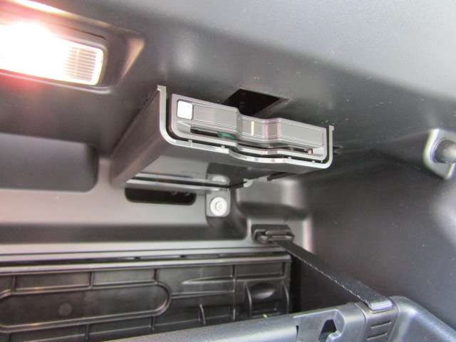 ボルボ ＸＣ４０ ウルトラ Ｂ４ ＡＷＤ ４ＷＤ R6年 (四国) 99