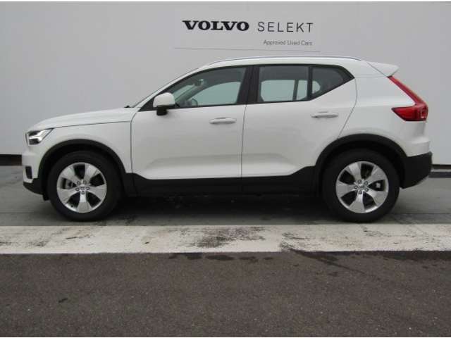 ボルボ ＸＣ４０ Ｔ４　モメンタム R2年 (四国) 99