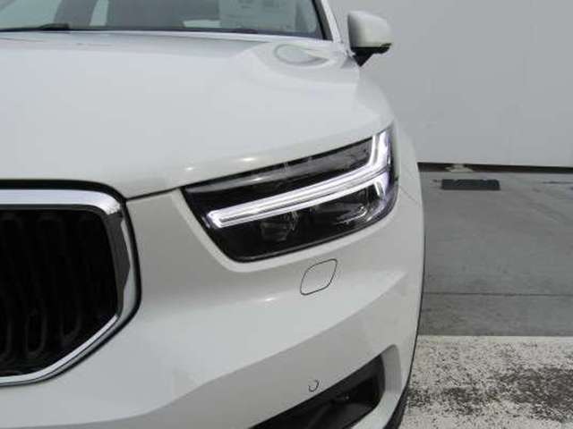 ボルボ ＸＣ４０ Ｔ４　モメンタム R2年 (四国) 99