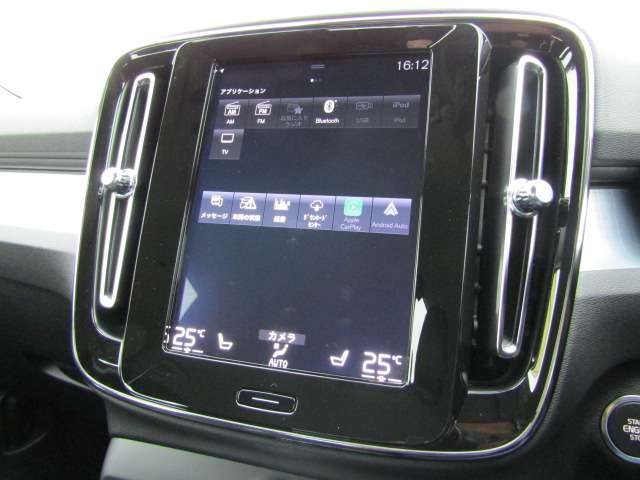 ボルボ ＸＣ４０ Ｔ４　モメンタム R2年 (四国) 99
