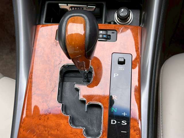 レクサス ＩＳコンバーチブル ２５０Ｃ バージョンＬ H22年 (東海) 99