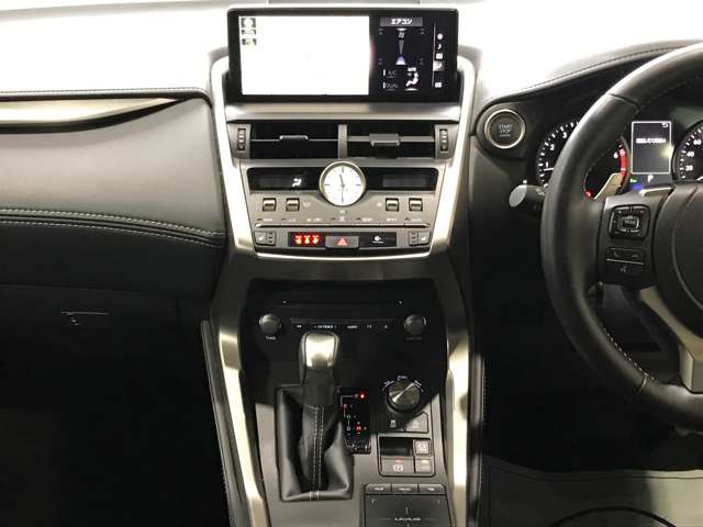 レクサス ＮＸ３００ ３００ Ｉパッケージ ４ＷＤ R2年 (北海道) 99