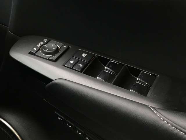 レクサス ＮＸ３００ ３００ Ｉパッケージ ４ＷＤ R2年 (北海道) 99