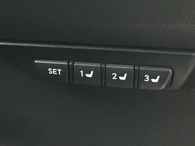 レクサス ＮＸ３００ ３００ Ｉパッケージ ４ＷＤ R2年 (北海道) 99