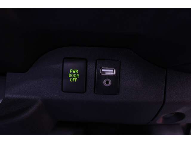 トヨタ ハイエースワゴン ２．７ ＧＬ ロング ミドルルーフ ４ＷＤ R2年 (北海道) 99