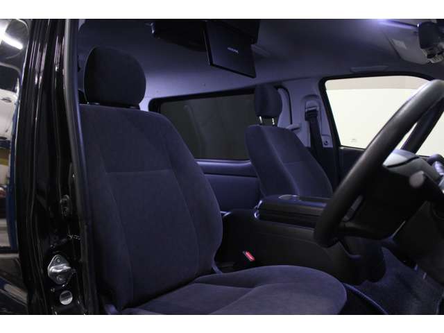 トヨタ ハイエースワゴン ２．７ ＧＬ ロング ミドルルーフ ４ＷＤ R2年 (北海道) 99