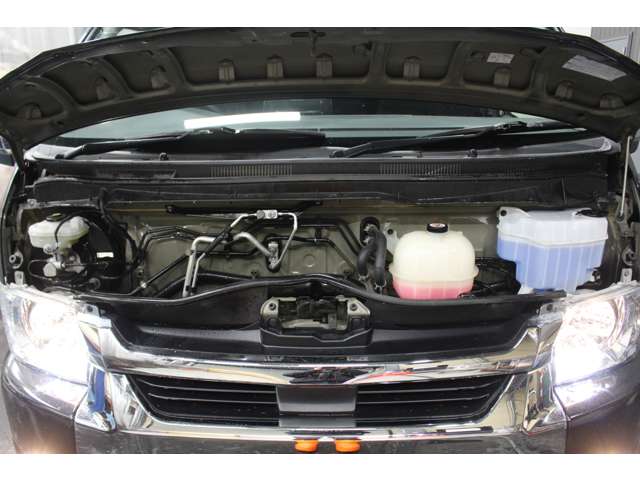 トヨタ ハイエースワゴン ２．７ ＧＬ ロング ミドルルーフ ４ＷＤ R2年 (北海道) 99