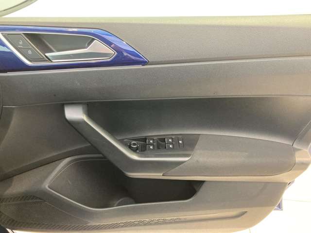 フォルクスワーゲン ポロ ＴＳＩ　Ｒライン R2年 (東北) 99