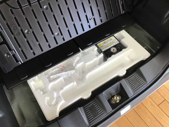 スズキ スペーシア ６６０ ギア ハイブリッド ＸＺ ４ＷＤ R6年 (北海道) 99