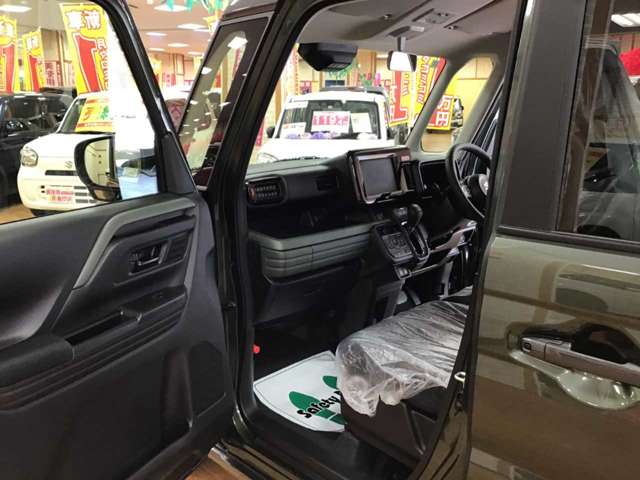 スズキ スペーシア ６６０ ギア ハイブリッド ＸＺ ４ＷＤ R6年 (北海道) 99