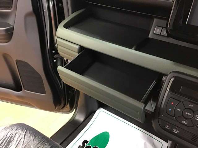 スズキ スペーシア ６６０ ギア ハイブリッド ＸＺ ４ＷＤ R6年 (北海道) 99