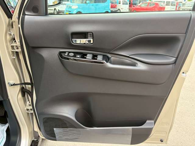 三菱 デリカ　ミニ ６６０ Ｔ プレミアム ４ＷＤ R7年 (北海道) 99