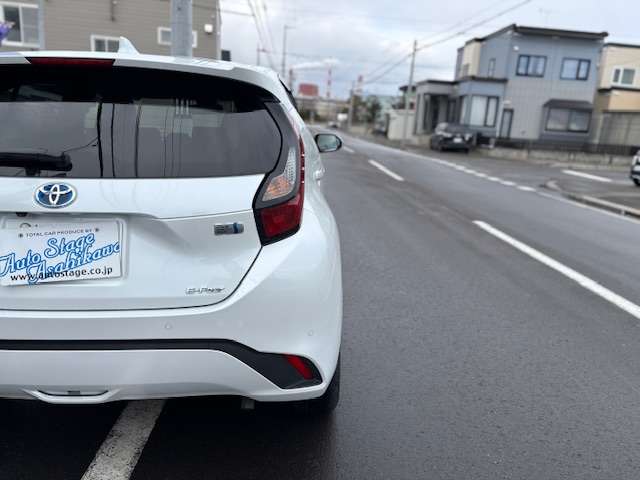 トヨタ アクア １．５ Ｇ Ｅ－ＦＯＵＲ ４ＷＤ R4年 (北海道) 99