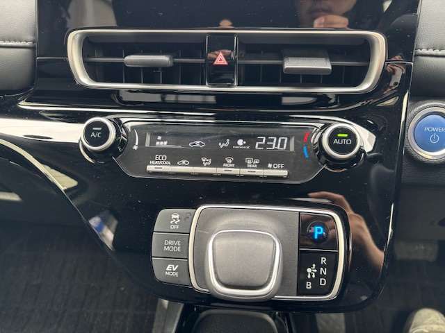 トヨタ アクア １．５ Ｇ Ｅ－ＦＯＵＲ ４ＷＤ R4年 (北海道) 99