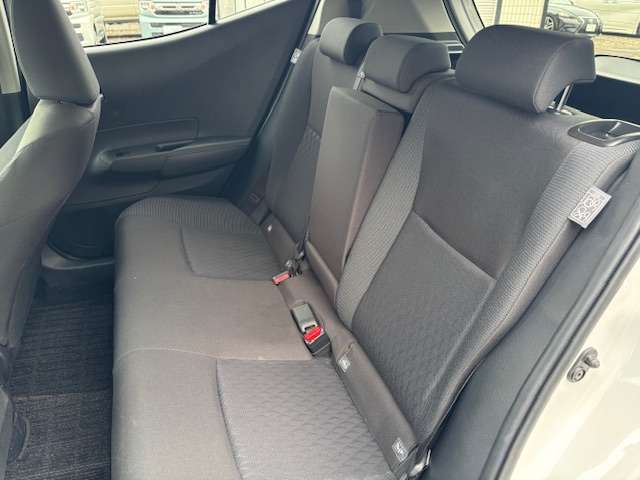 トヨタ アクア １．５ Ｇ Ｅ－ＦＯＵＲ ４ＷＤ R4年 (北海道) 99