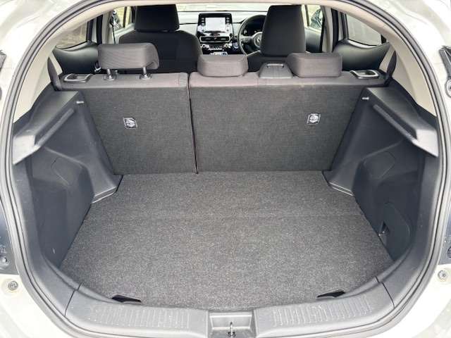 トヨタ アクア １．５ Ｇ Ｅ－ＦＯＵＲ ４ＷＤ R4年 (北海道) 99