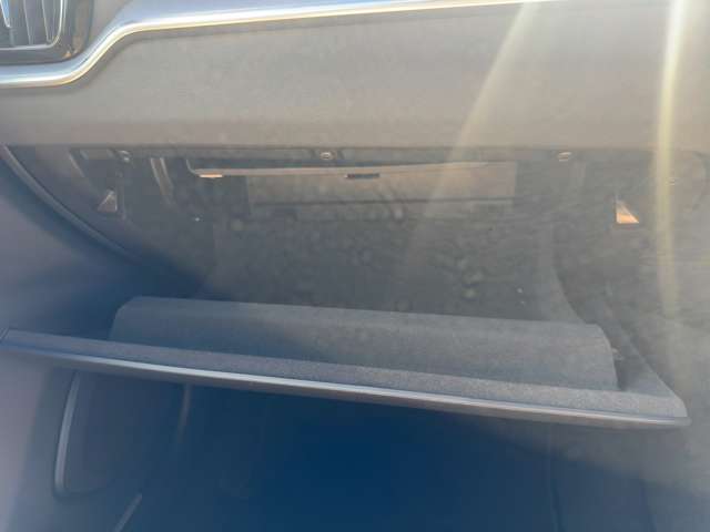 ボルボ Ｓ６０ Ｔ４　モメンタム R2年 (東北) 99