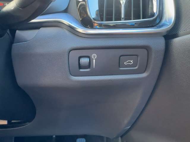 ボルボ Ｓ６０ Ｔ４　モメンタム R2年 (東北) 99