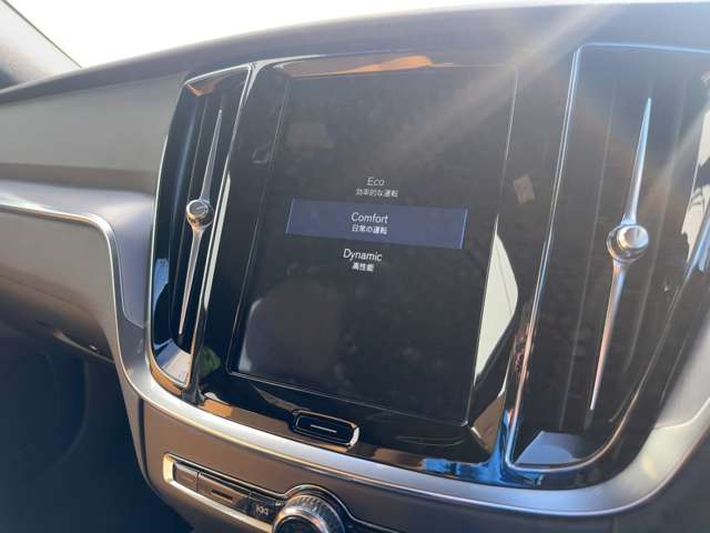 ボルボ Ｓ６０ Ｔ４　モメンタム R2年 (東北) 99