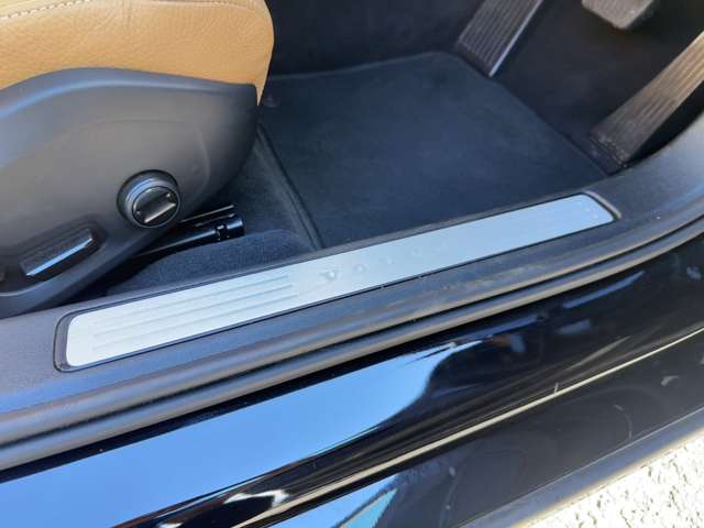 ボルボ Ｓ６０ Ｔ４　モメンタム R2年 (東北) 99