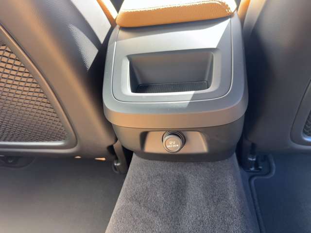 ボルボ Ｓ６０ Ｔ４　モメンタム R2年 (東北) 99