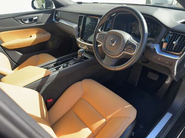 ボルボ Ｓ６０ Ｔ４　モメンタム R2年 (東北) 99