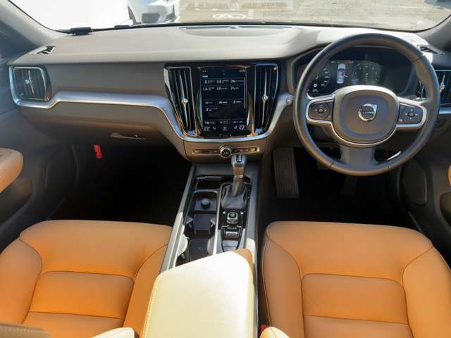 ボルボ Ｓ６０ Ｔ４　モメンタム R2年 (東北) 99