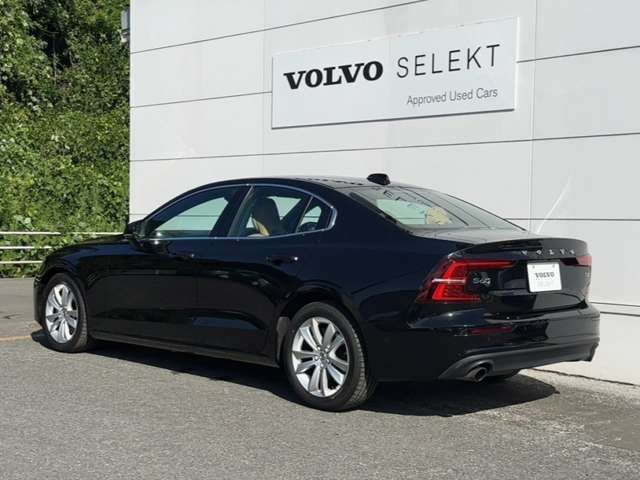 ボルボ Ｓ６０ Ｔ４　モメンタム R2年 (東北) 99