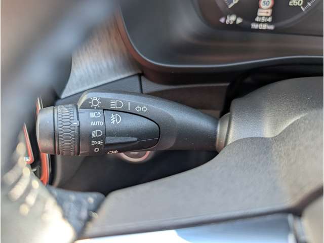 ボルボ ＸＣ４０ Ｔ４ ＡＷＤ インスクリプション ４ＷＤ R1年 (東北) 99