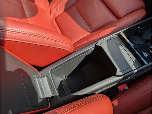 ボルボ ＸＣ４０ Ｔ４ ＡＷＤ インスクリプション ４ＷＤ R1年 (東北) 99