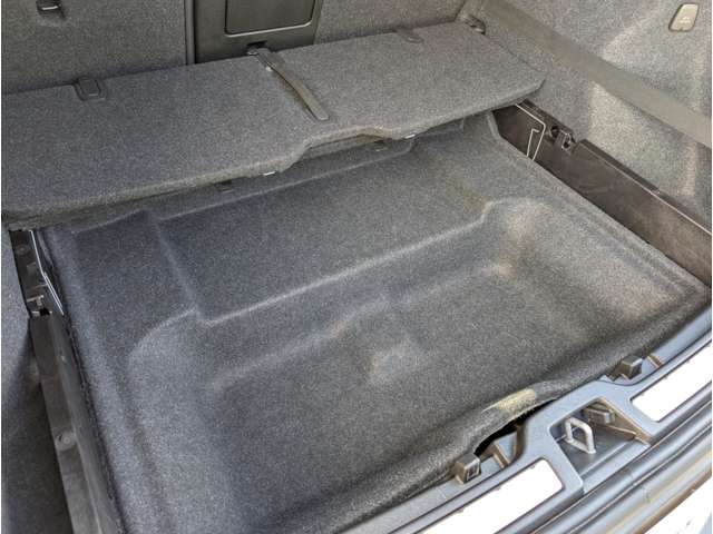 ボルボ ＸＣ４０ Ｔ４ ＡＷＤ インスクリプション ４ＷＤ R1年 (東北) 99