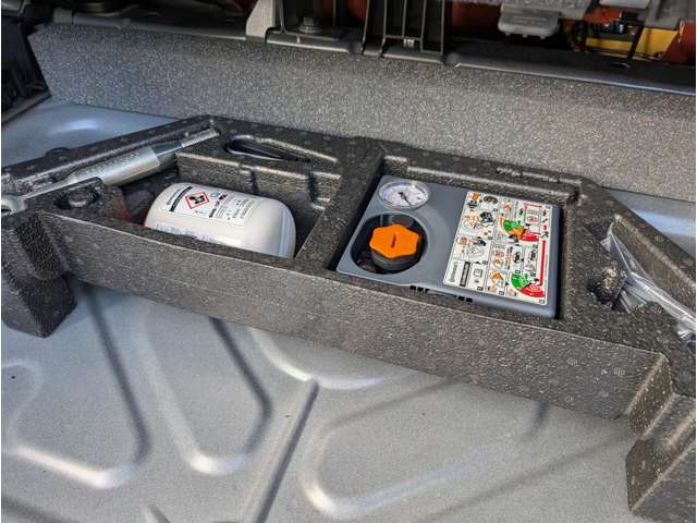 ボルボ ＸＣ４０ Ｔ４ ＡＷＤ インスクリプション ４ＷＤ R1年 (東北) 99